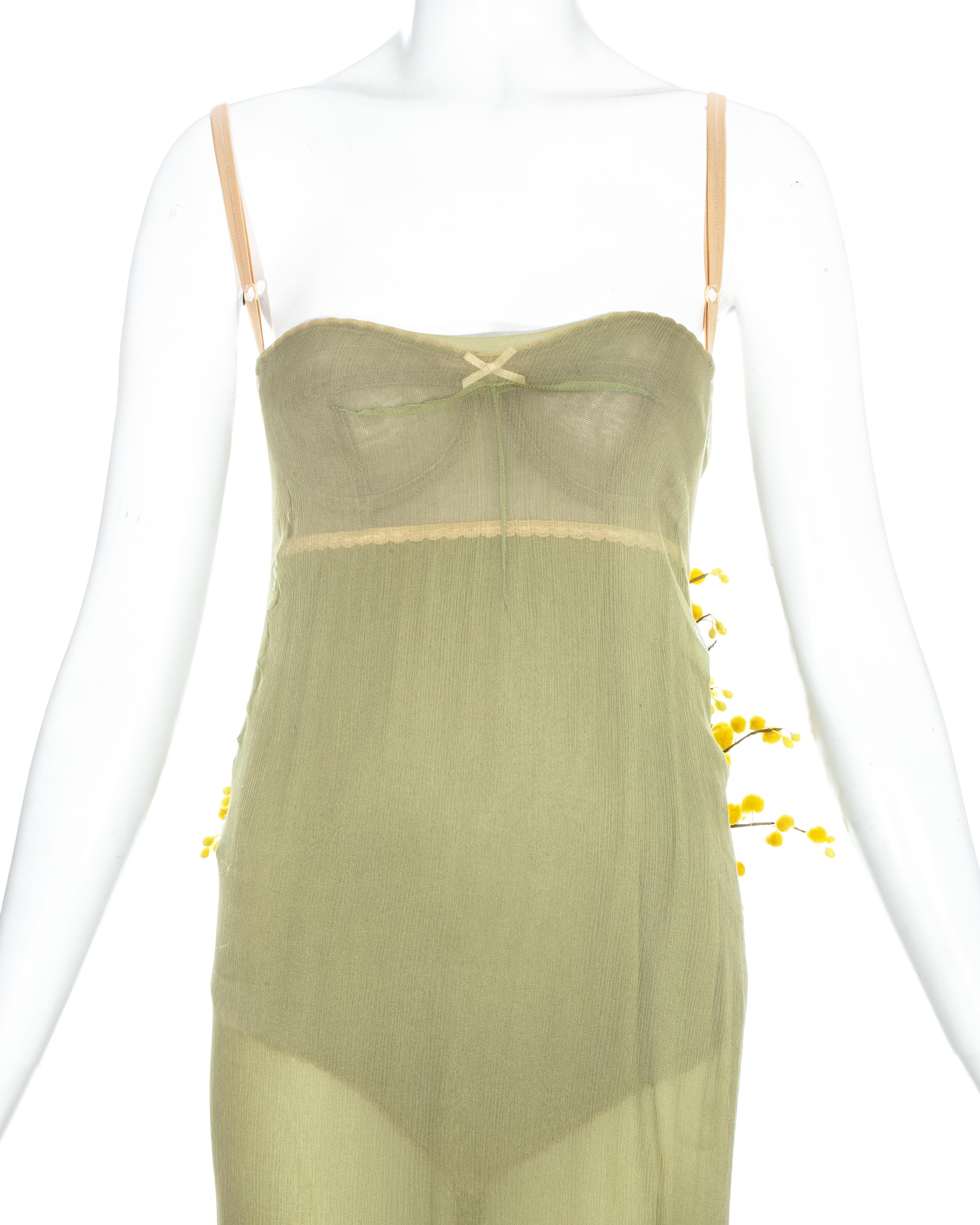 Dolce & Gabbana green silk chiffon trained dress with floral appliqués, ss 1999 In Good Condition In London, GB