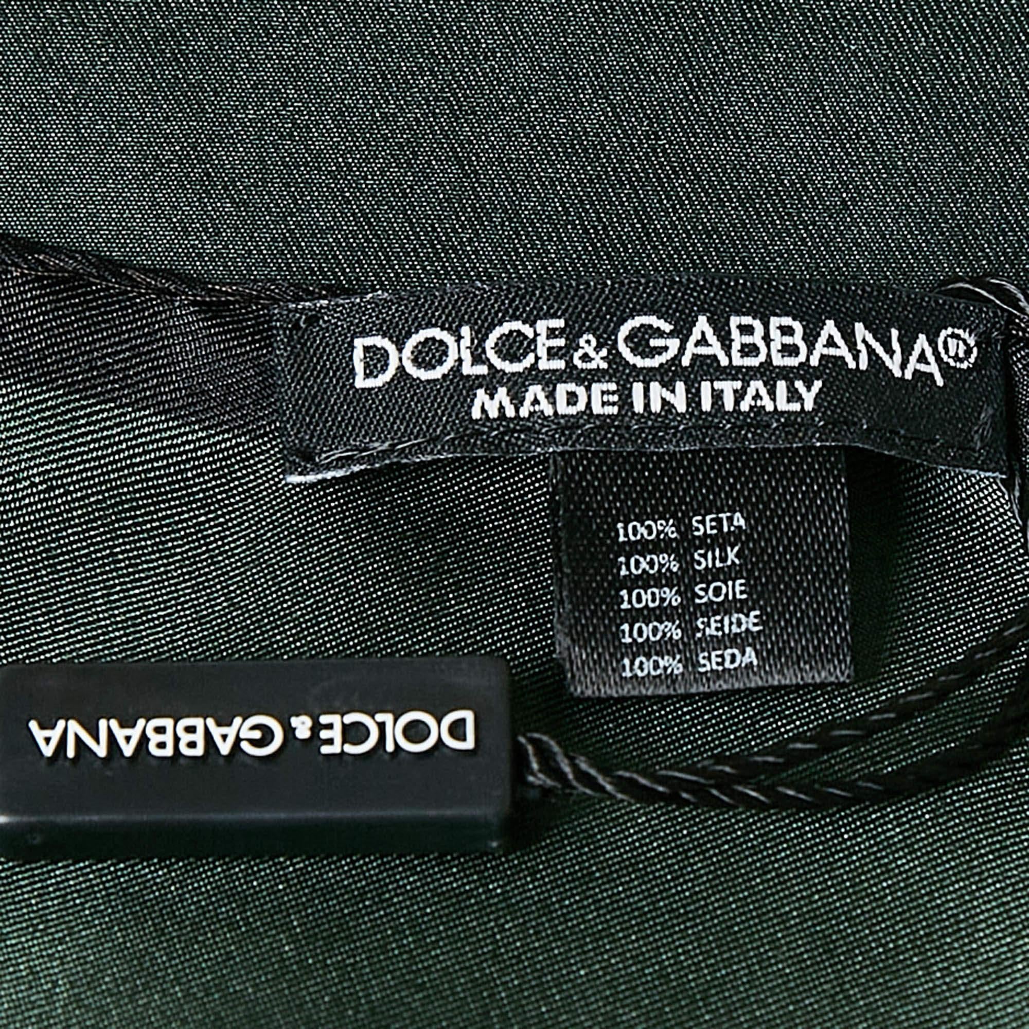 Black Dolce & Gabbana Green Silk Pocket Square For Sale