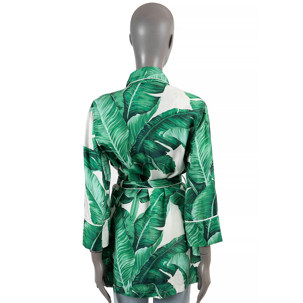 DOLCE & GABBANA green & white silk 2016 BANANA LEAF BELTED Jacket M In Excellent Condition For Sale In Zürich, CH