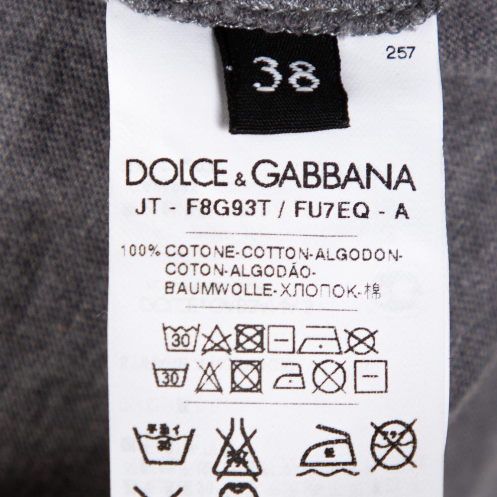 Gray Dolce & Gabbana Grey Cotton V-Neck T-Shirt with Butterfly Printed Silk Scarf S For Sale