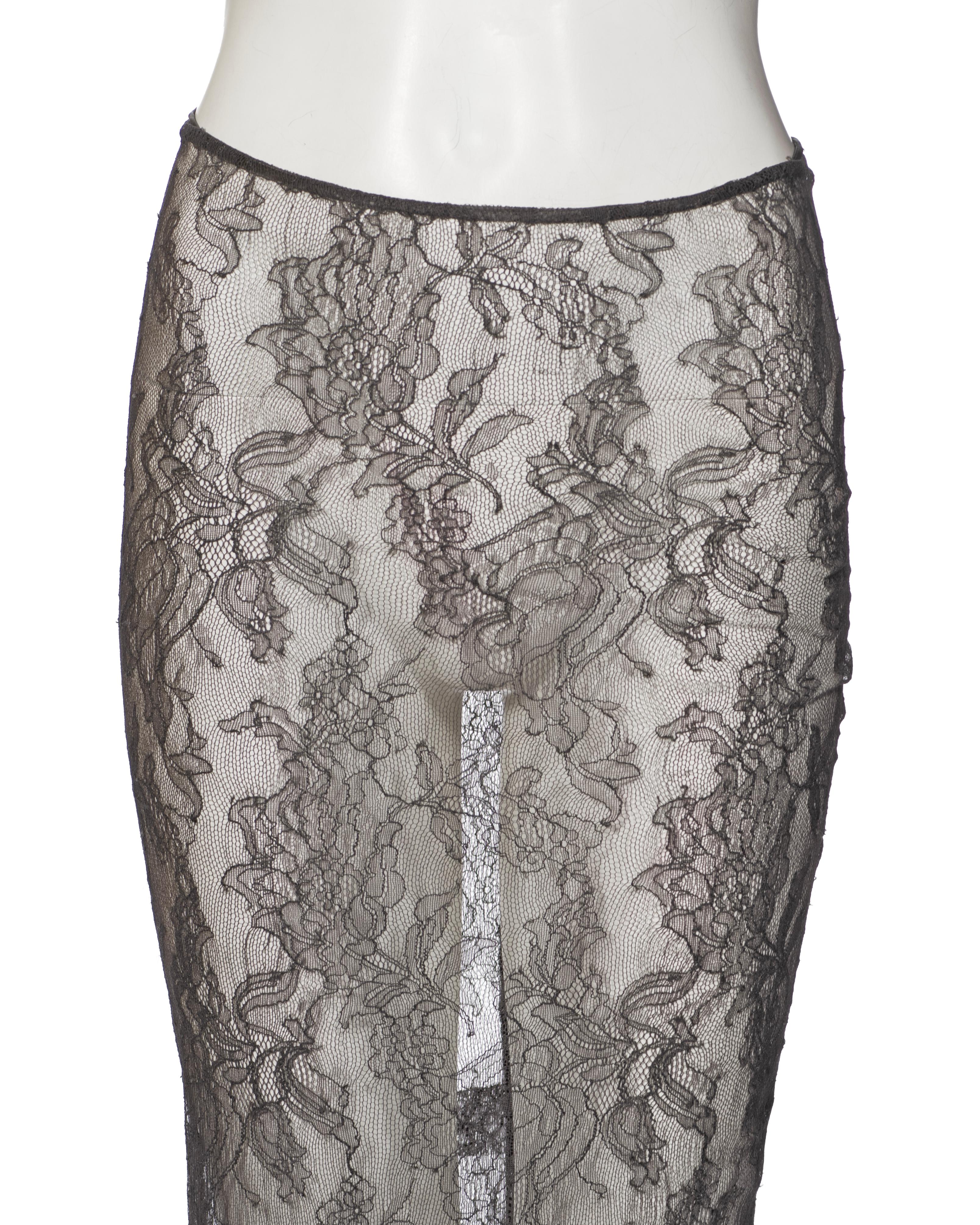 Women's Dolce & Gabbana Grey Floral Lace Skirt with Train, ss 1999