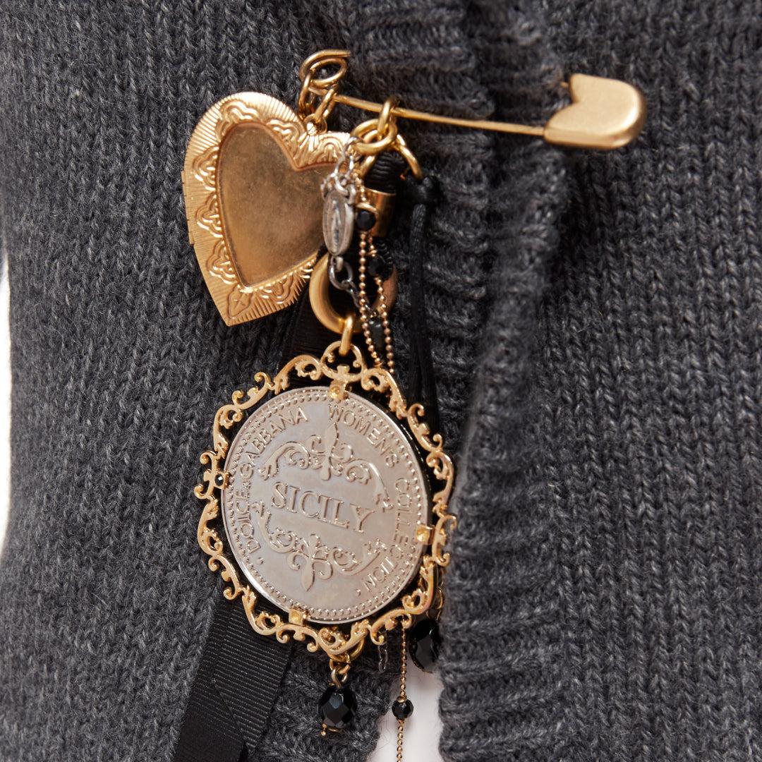 DOLCE GABBANA grey gold Sicily baroque heart ribbon charm pin cardigan  IT36 XXS For Sale 2