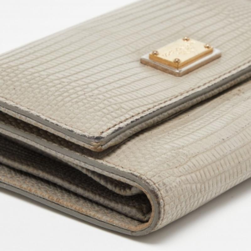 De las mujeres Cartera Trifold Dolce & Gabbana de piel con relieve de lagarto gris en venta