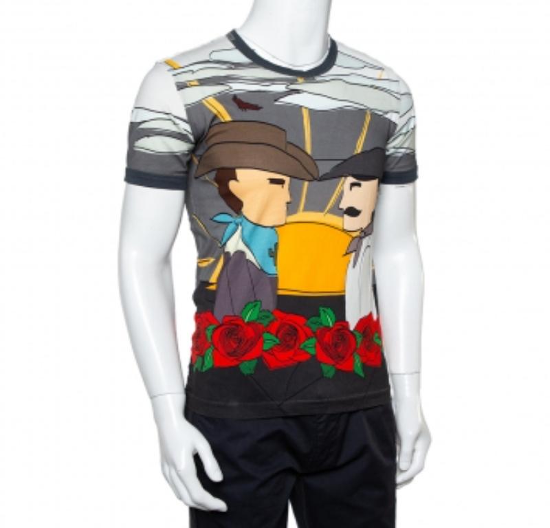 Designed in true DG style, this T-shirt comes covered in vibrant colors and eye-catching prints. The cotton shirt by Dolce & Gabbana has short sleeves, a crew neckline, and a comfortable fit for all-day ease.