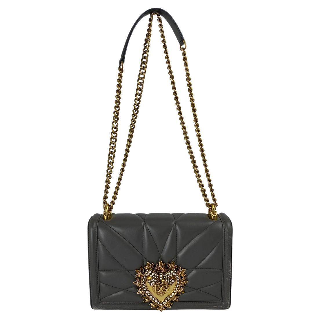 Vintage Shoulder Bags For Sale in Jordan 1stDibs