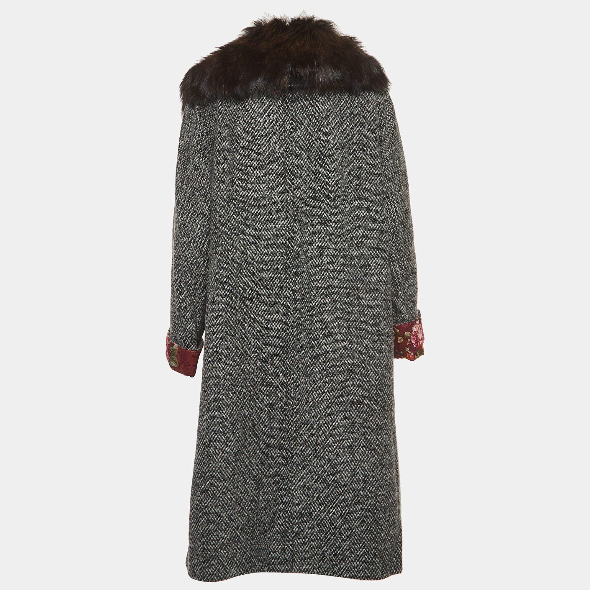 Dolce & Gabbana Grey Wool Blend and Fur Double Breasted Long Coat M In Good Condition In Dubai, Al Qouz 2