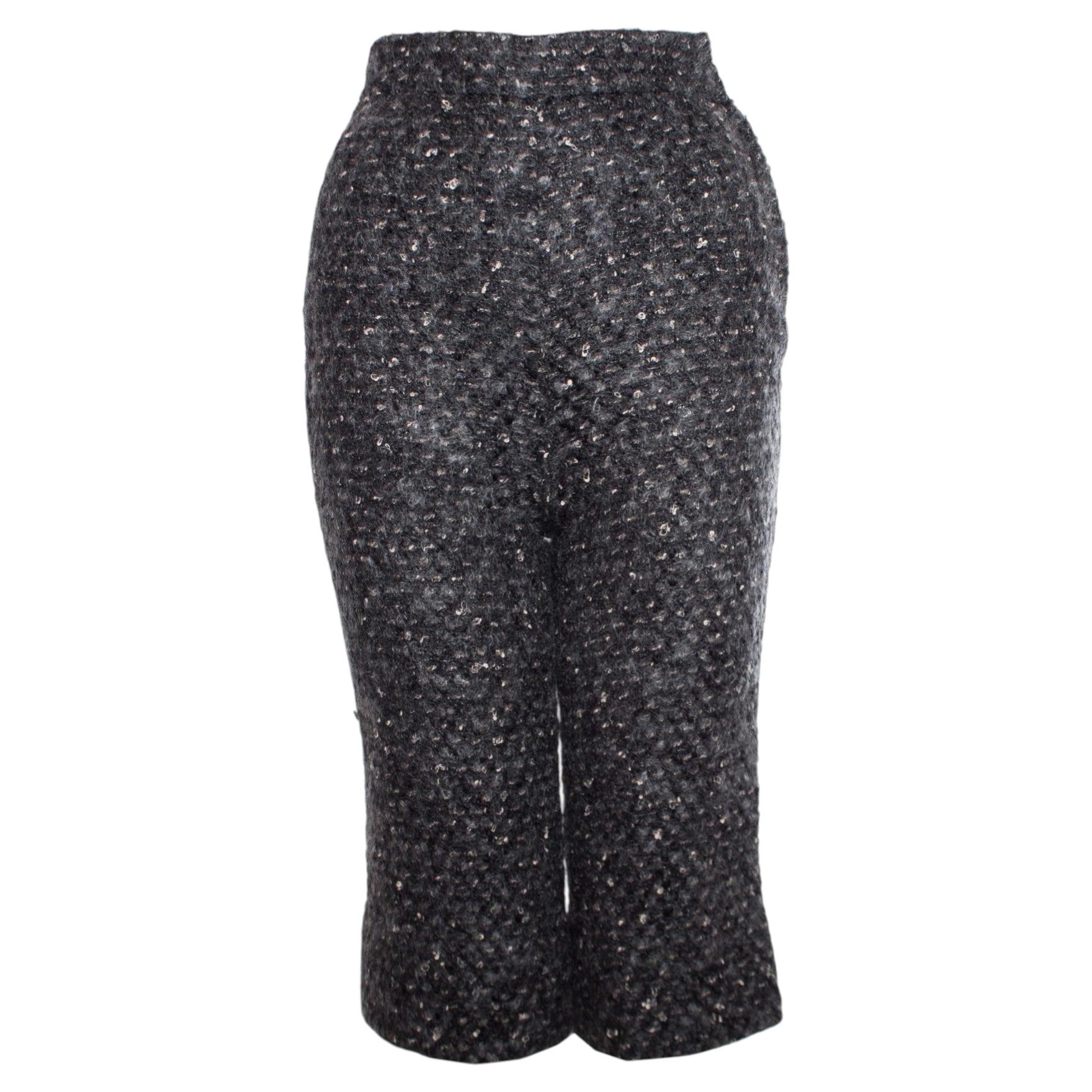 Dolce & Gabbana, Grey wool knee pants. For Sale