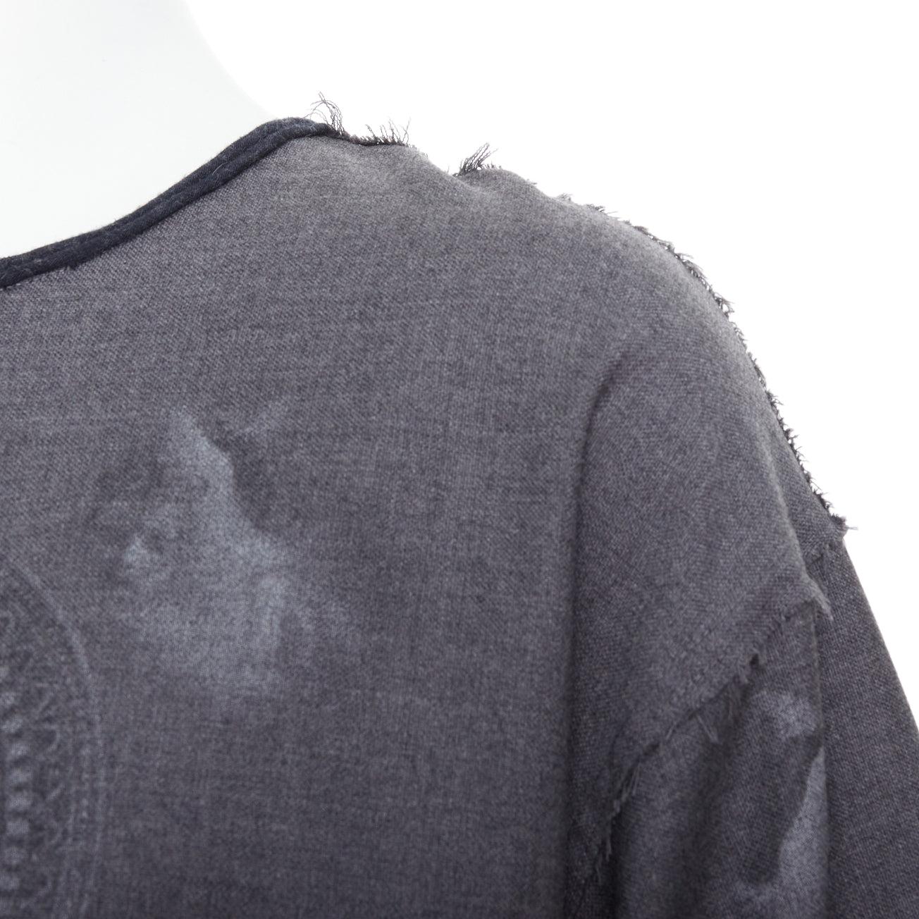 DOLCE GABBANA grey wool Virgin Mary boxy layered boxy top IT50 L
Reference: PRCG/A00014
Brand: Dolce Gabbana
Designer: Domenico Dolce and Stefano Gabbana
Material: Virgin Wool, Jersey
Color: Grey
Pattern: Photographic Print
Closure: Pullover
Lining: