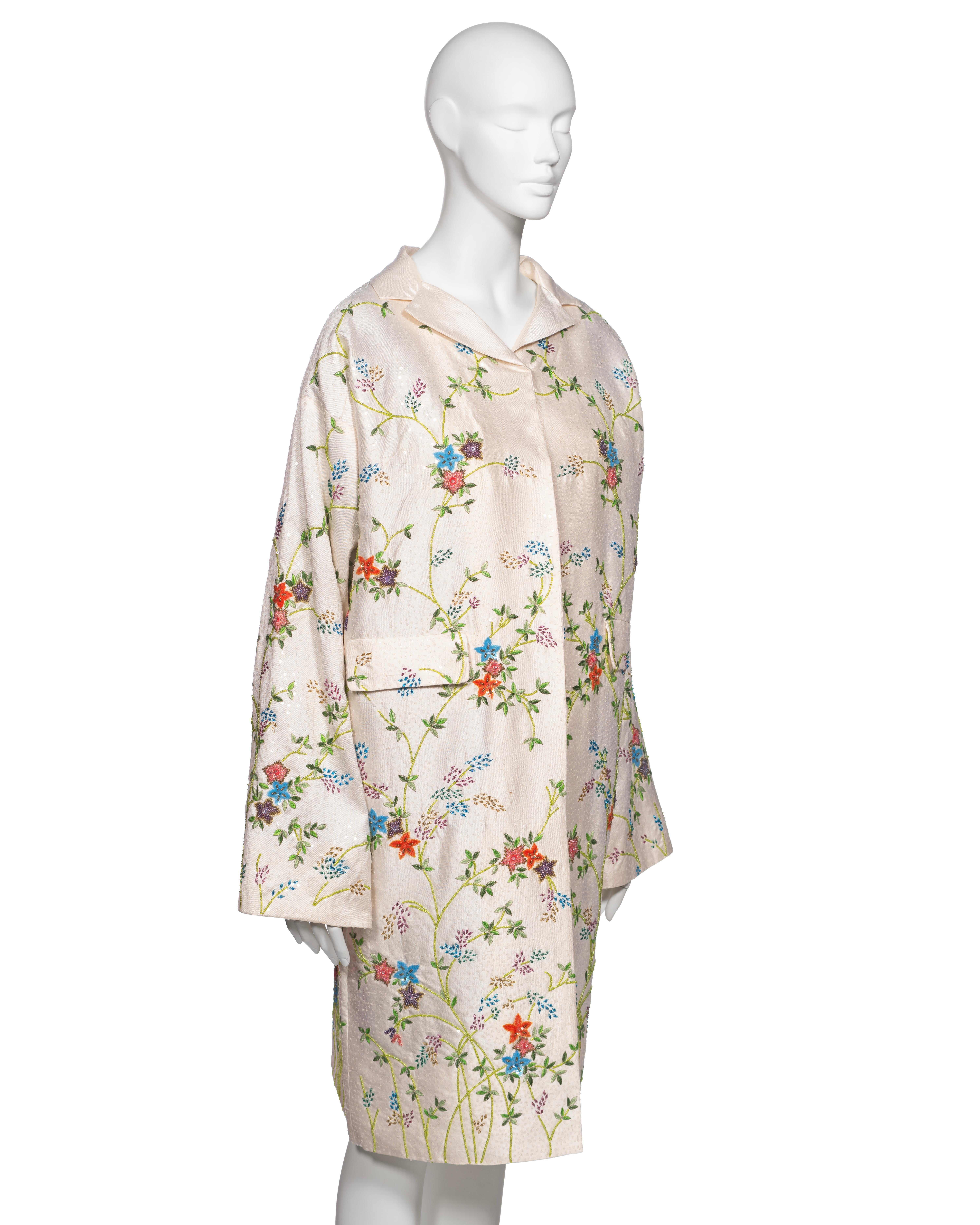Dolce & Gabbana Hand-Embroidered White Raw Silk Evening Couture Coat, ss 1997 For Sale 4