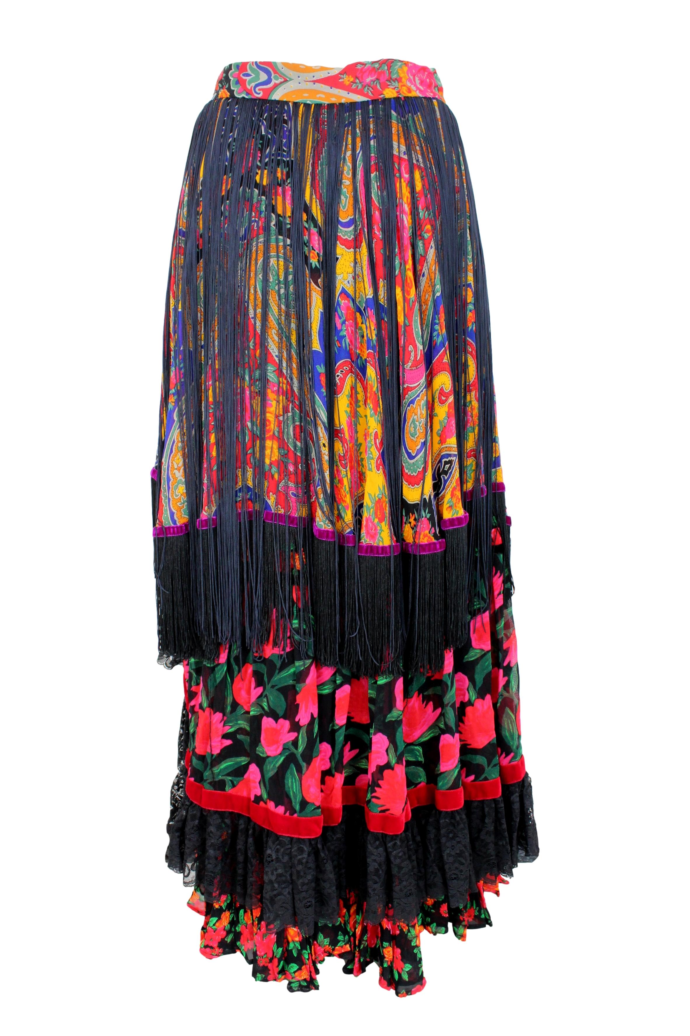 Dolce & Gabbana Haute Couture Jupe en tulle à franges et dentelle à fleurs, années 2000 Pour femmes en vente