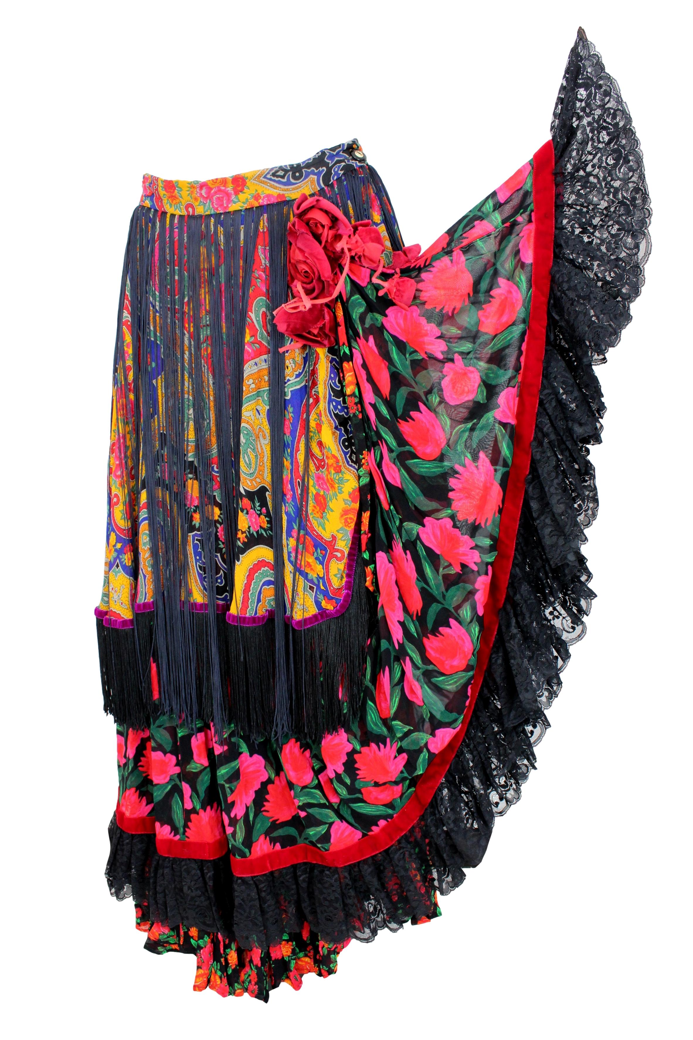 Dolce & Gabbana Haute Couture Jupe en tulle à franges et dentelle à fleurs, années 2000 en vente 5
