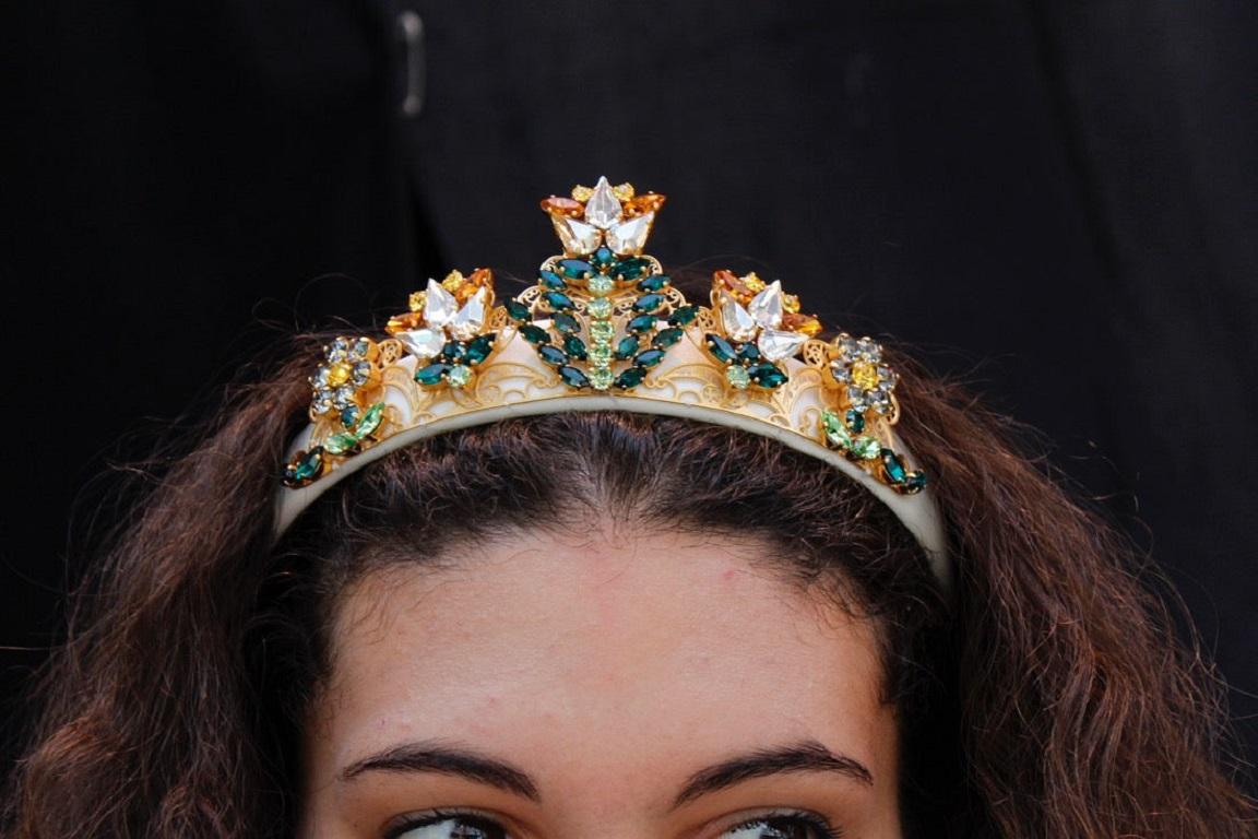 Dolce & Gabbana Kopfband/Crown aus weißem Satin im Angebot 2