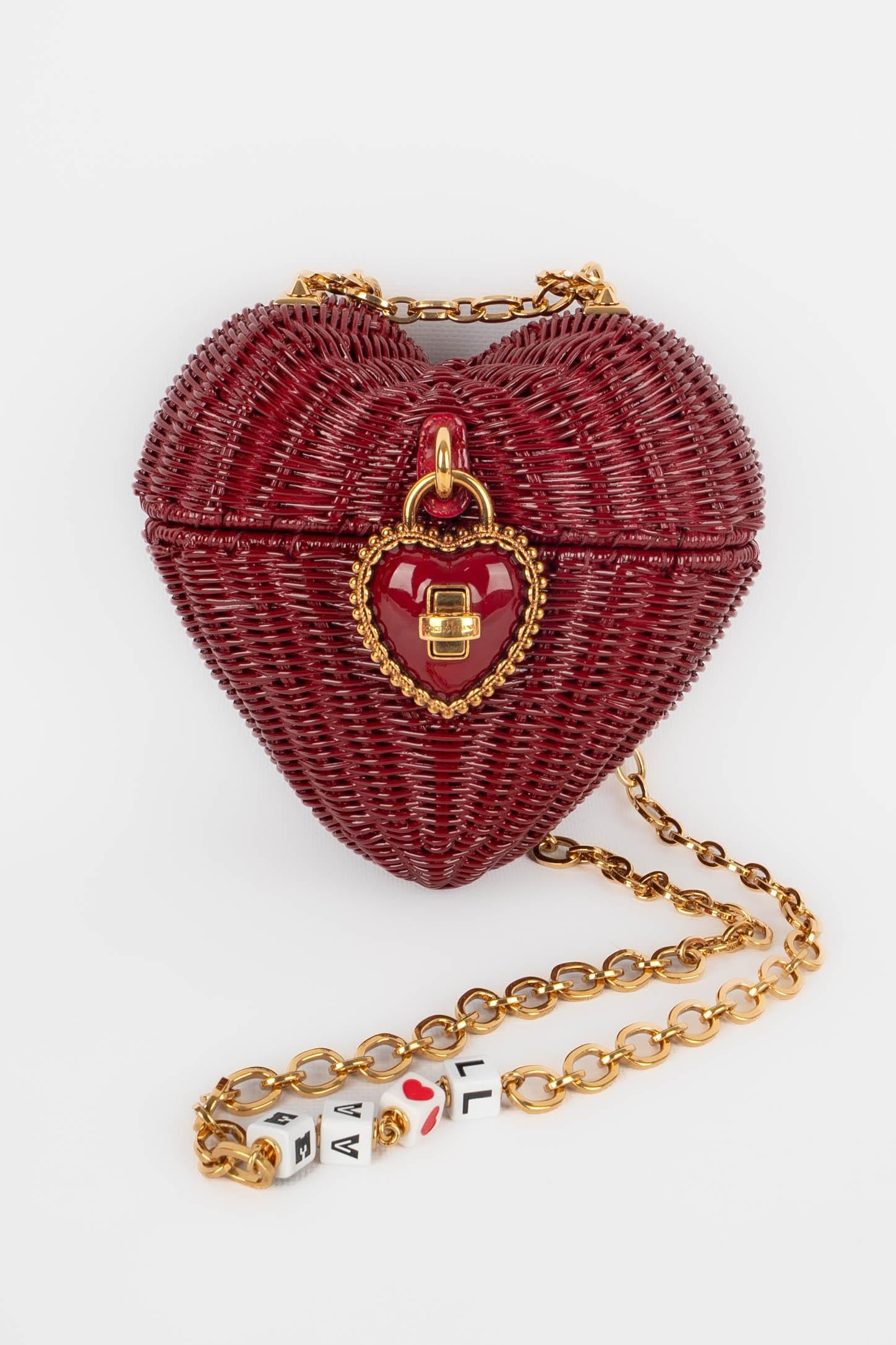 Dolce & Gabbana heart bag 2018 In Excellent Condition For Sale In SAINT-OUEN-SUR-SEINE, FR