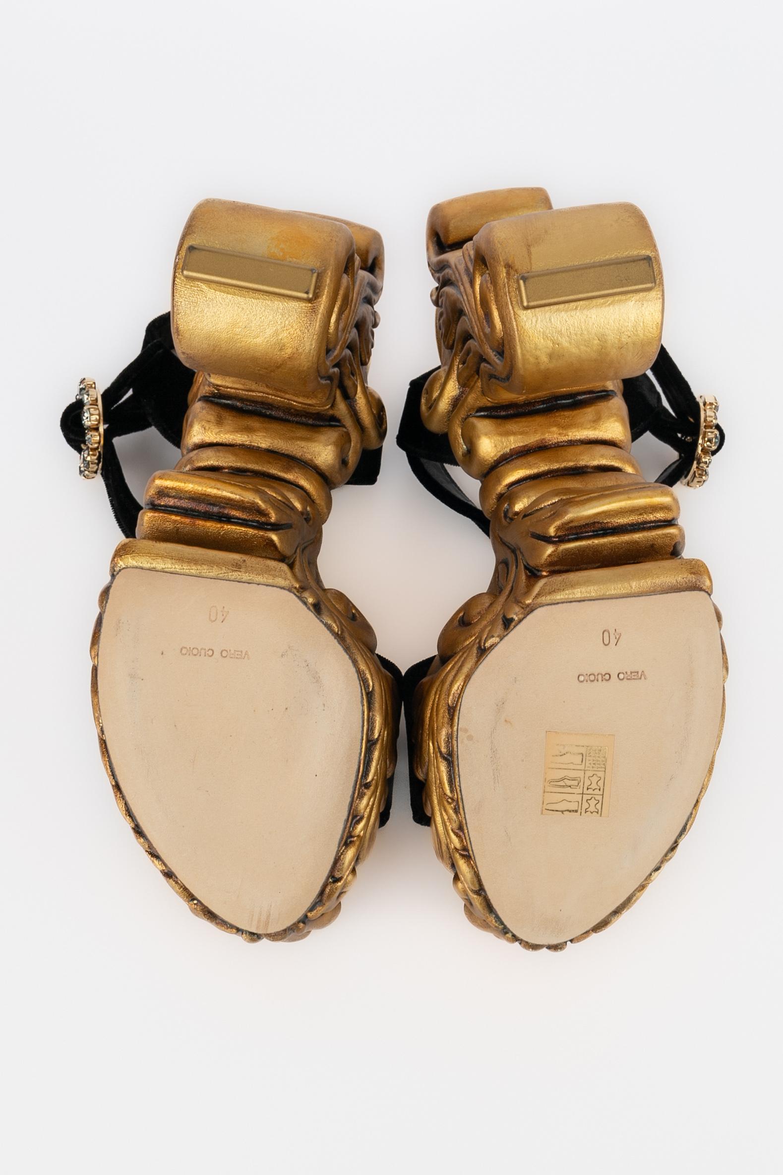 Dolce & Gabbana Heel Schuhe / Sandalen mit Absatz im Angebot 5