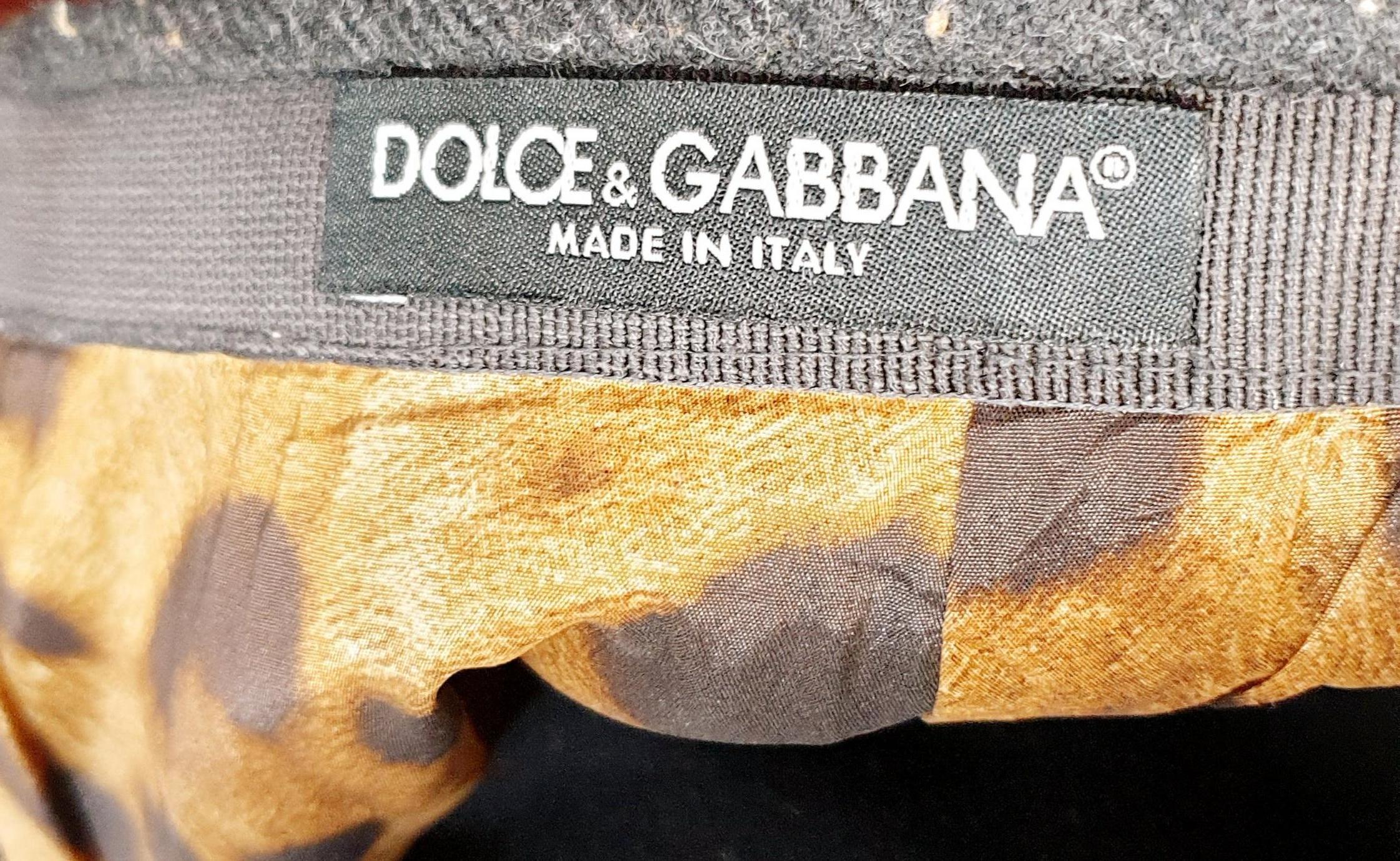 DOLCE & GABBANA Herringbone Midi Skirt Leopard Print Lining, Lace and Wool For Sale 2