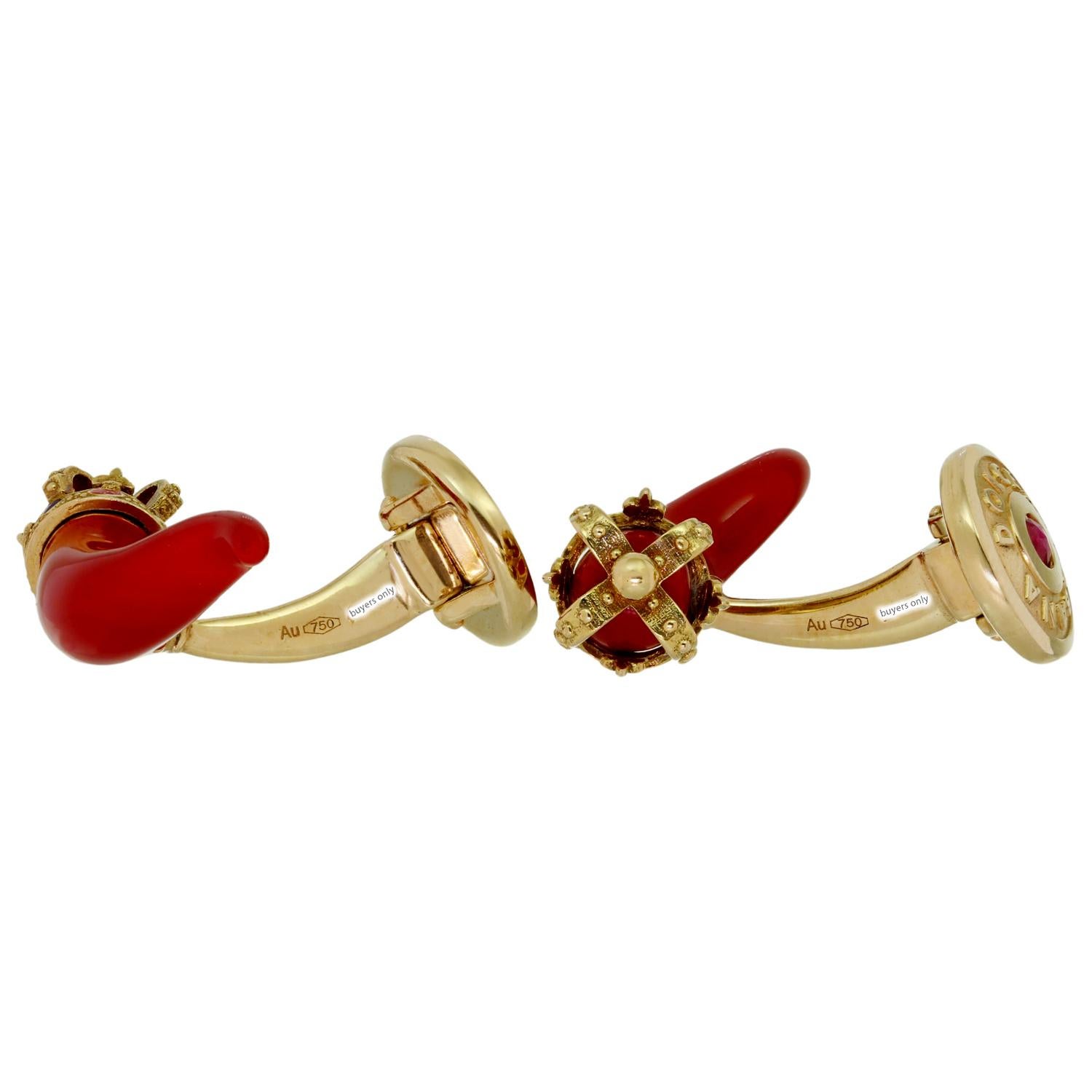 DOLCE & GABBANA Horn Amulet Crown Red Enamel Ruby 18k Gold Small Cufflinks  In Excellent Condition For Sale In New York, NY
