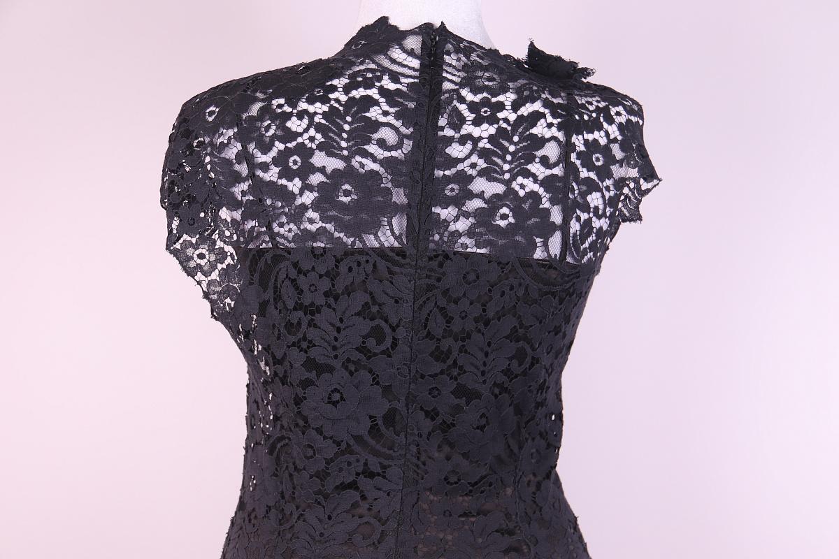 Dolce & Gabbana Italy. Black Acetate Blend Lace Pattern Dress For Sale 4