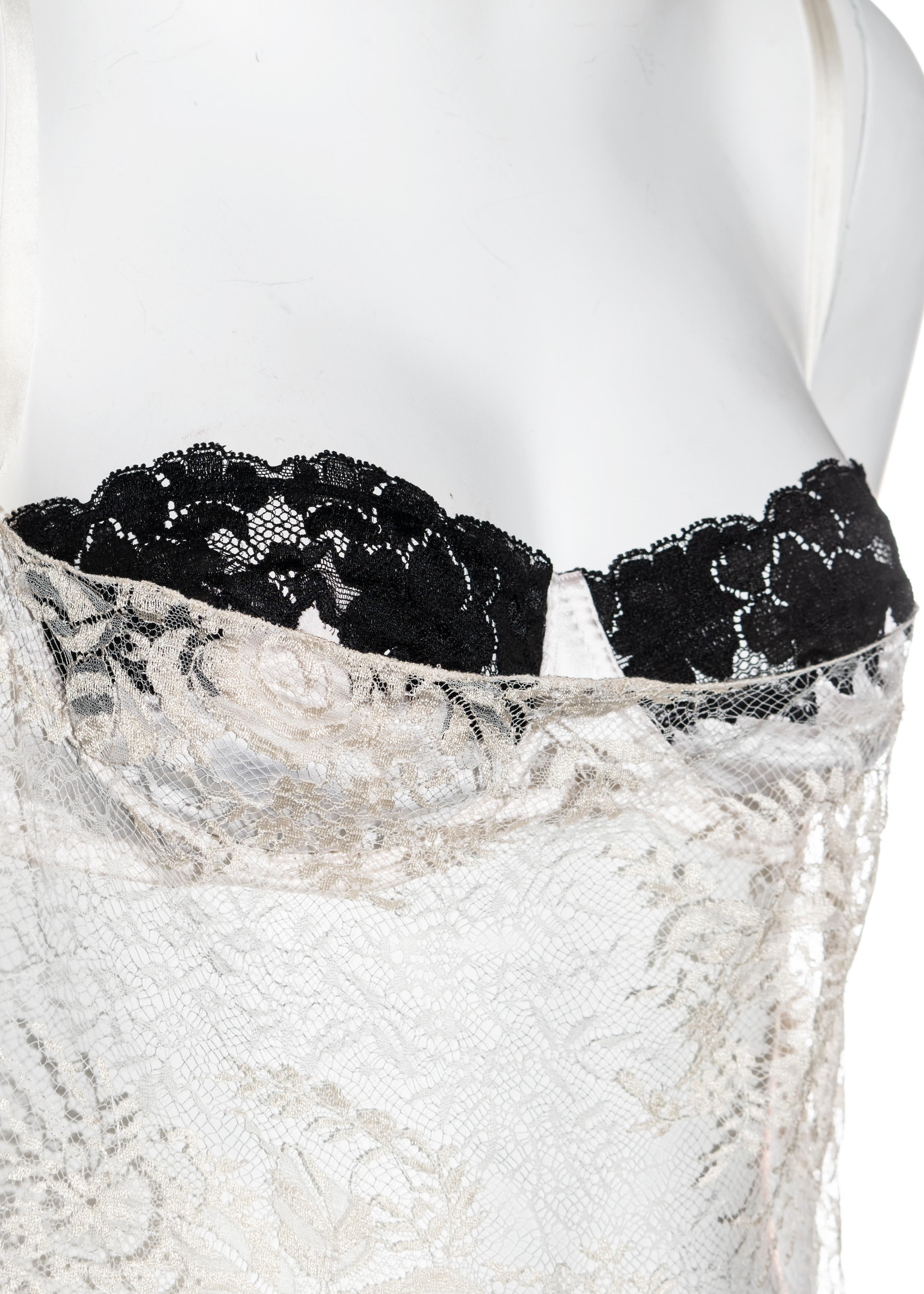Dolce & Gabbana ivory lace slip dress with attached bra, fw 2001 In Good Condition In London, GB