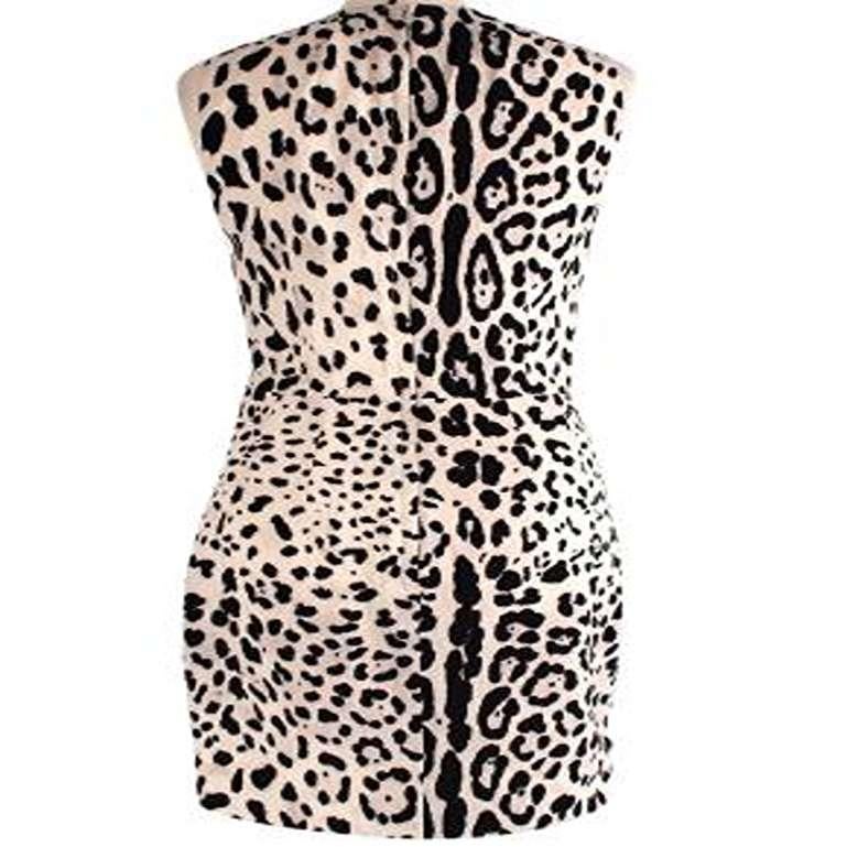 Dolce & Gabbana ivory leopard print silk charmeuse shift dress In Good Condition For Sale In London, GB