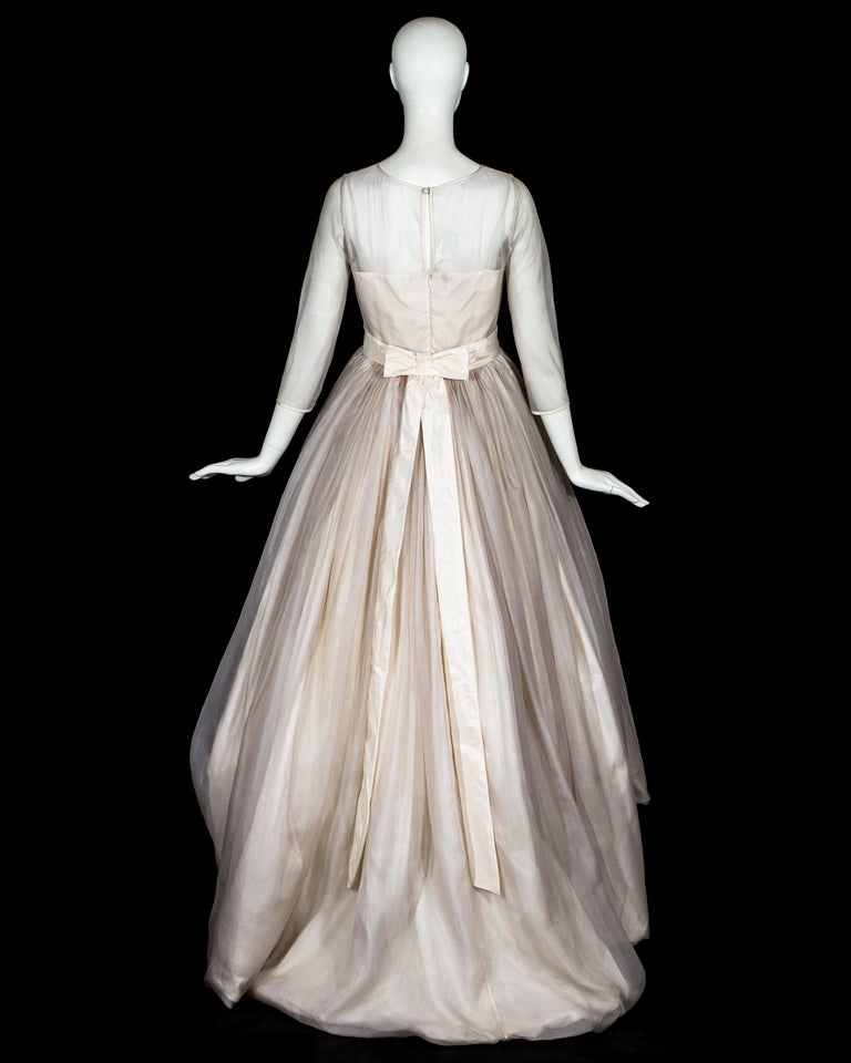 Women's Dolce & Gabbana Ivory silk wedding dress with full balloon hem skirt, c. 1990s For Sale