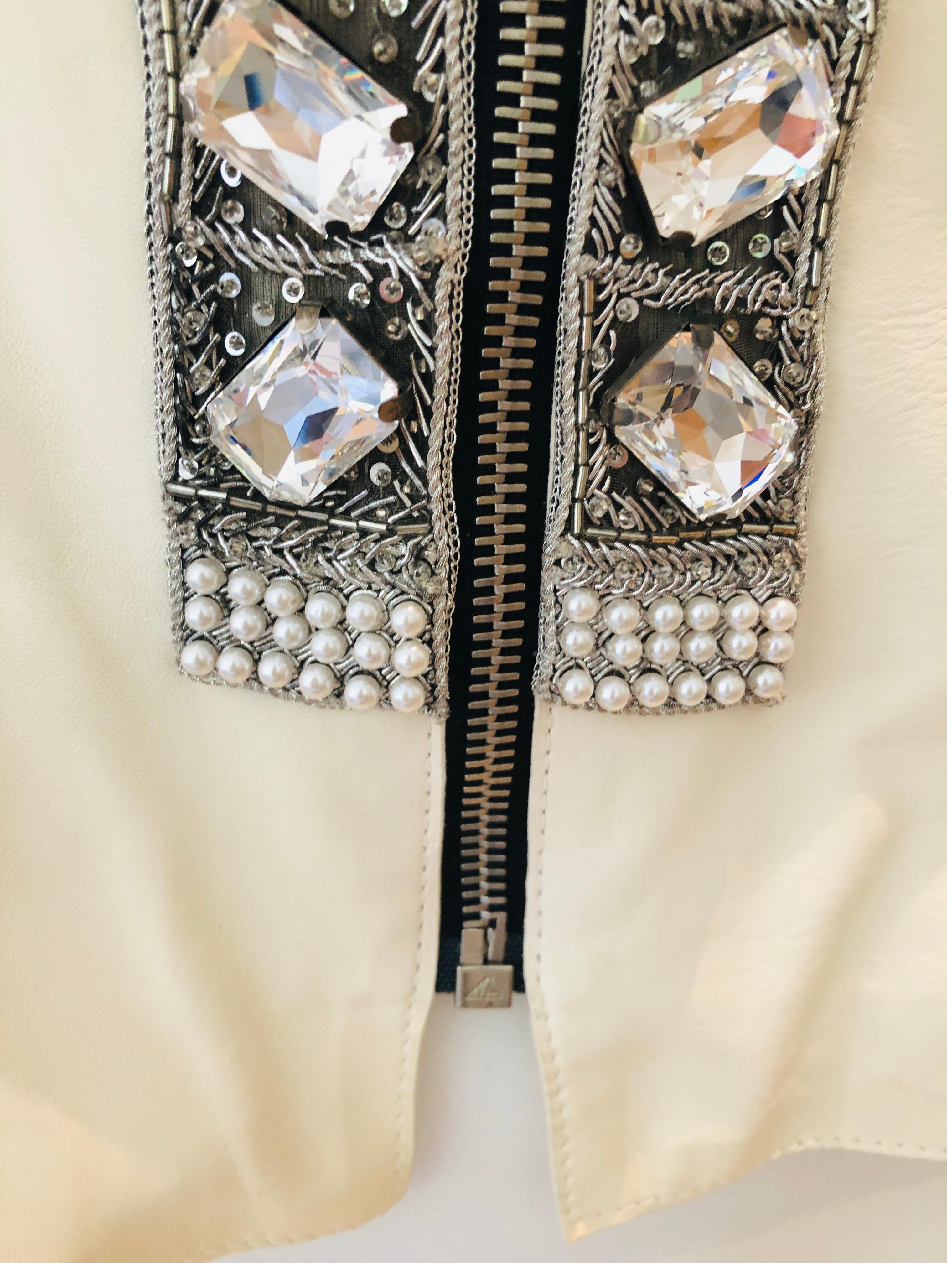 Dolce & Gabbana Jewel Embellished Fitted Short Off White Lambskin Evening Jacket For Sale 2