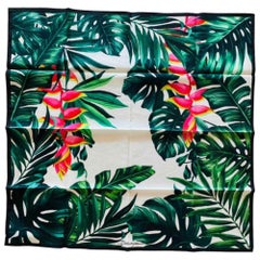 Dolce & Gabbana Jungle Tropical Green Leaves Printed Cotton Scarf in Multicolour