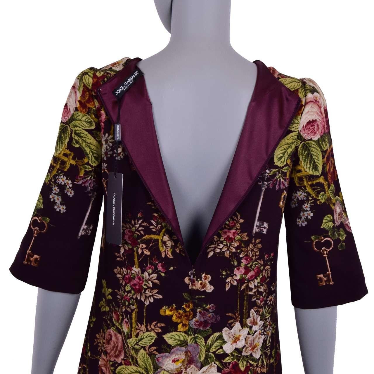 Women's Dolce & Gabbana - Keys Roses Printed Dress Bordeaux IT 36 For Sale