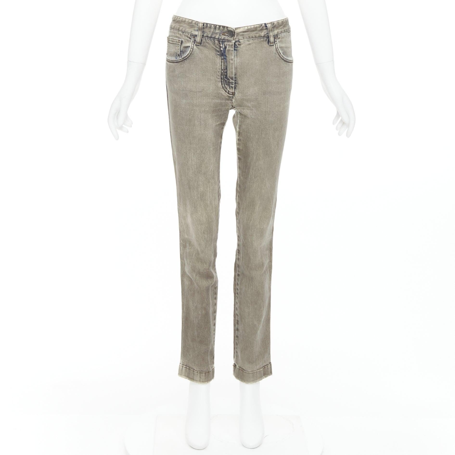 DOLCE GABBANA jeans in denim cachi lavato con logo e placca metallica IT42 M in vendita 4