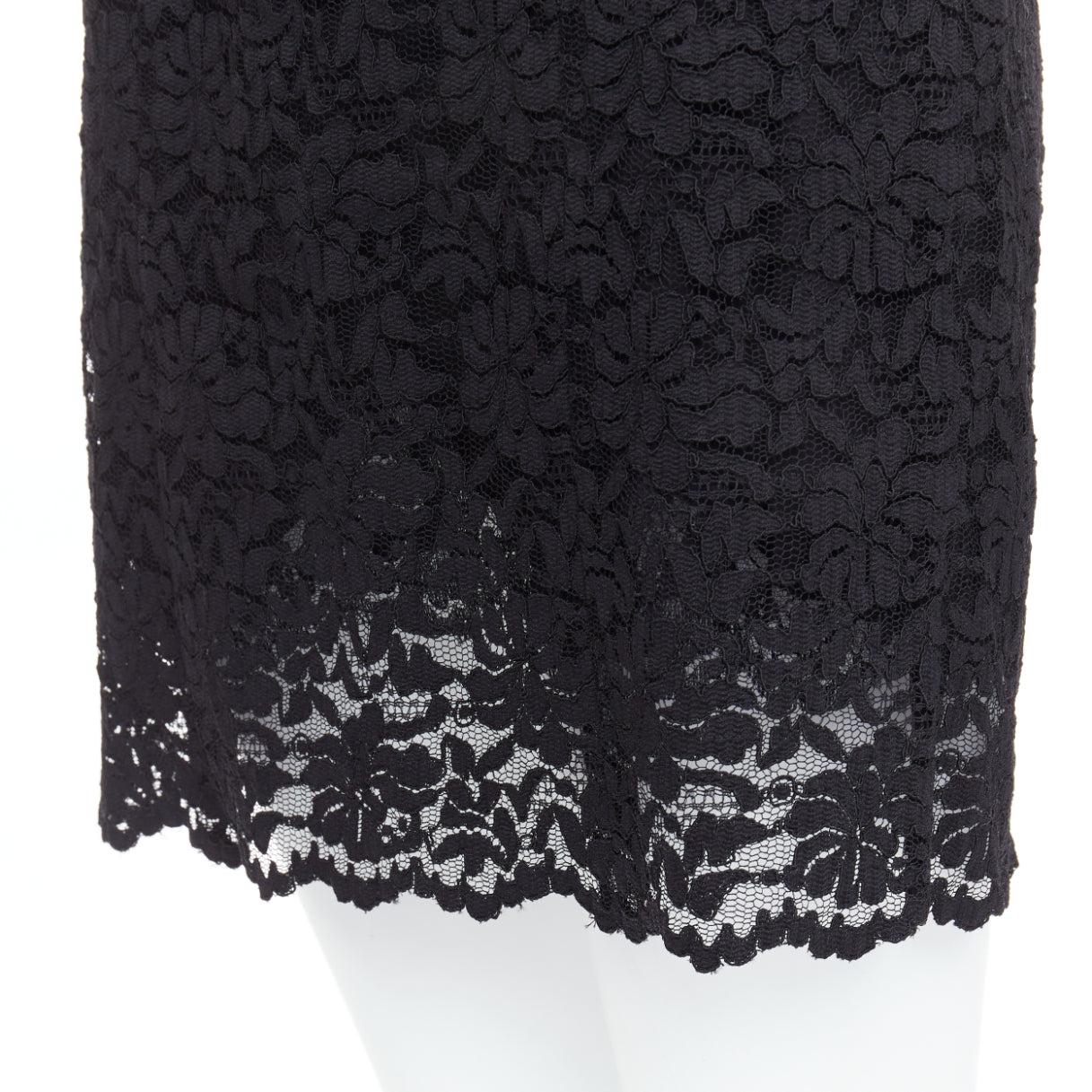 DOLCE GABBANA KIM Cordonetto black lace spaghetti strap slip dress IT40 S
Reference: TGAS/E00807
Brand: Dolce Gabbana
Designer: Domenico Dolce and Stefano Gabbana
Collection: Kim Kardashian Collaboration - Runway
Material: Polyamide, Blend
Color: