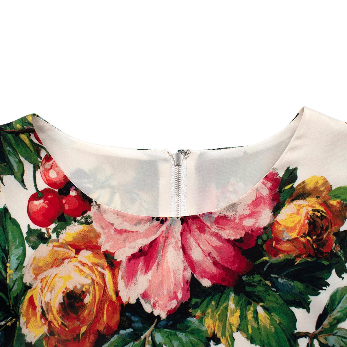 Dolce & Gabbana Knielanges weißes geblümtes Kleid - Us Größe 8 im Zustand „Hervorragend“ im Angebot in London, GB