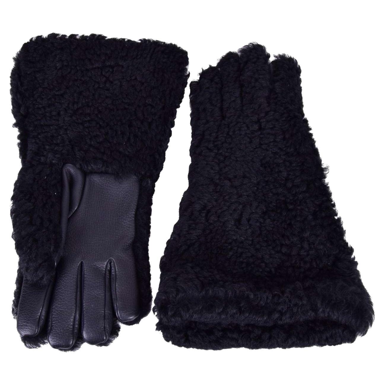 Dolce & Gabbana - Knight Fur Leather Gloves Black 8.5 / Men For Sale