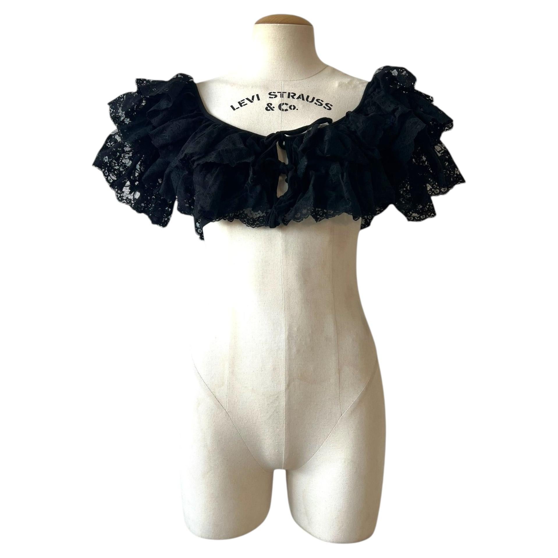 Top à volants en dentelle Dolce & Gabbana, 1990 en vente