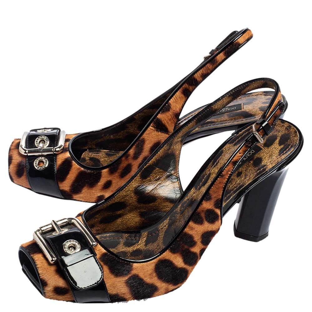 Dolce & Gabbana Leopard Calf Hair & Leather Buckle Slingback Pumps Size 37.5 In Good Condition In Dubai, Al Qouz 2
