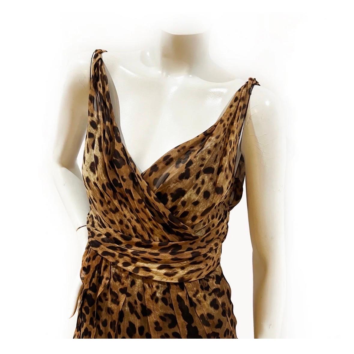 Dolce & Gabbana Leopard Maxi Dress (Spring2020) In Excellent Condition For Sale In Los Angeles, CA