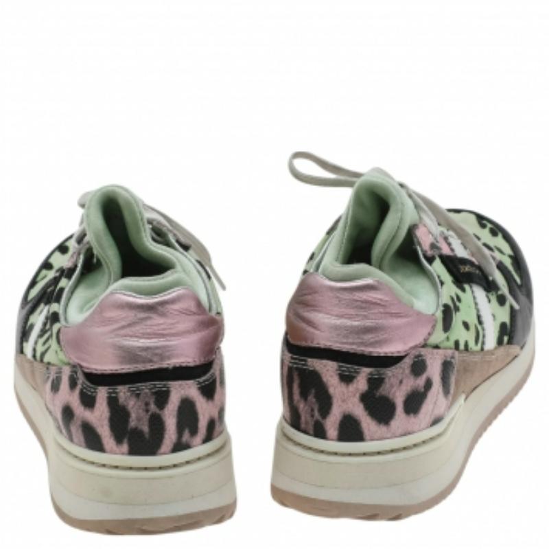 Dolce & Gabbana - Baskets basses en toile et cuir imprimé léopard - Taille 38 Pour femmes en vente