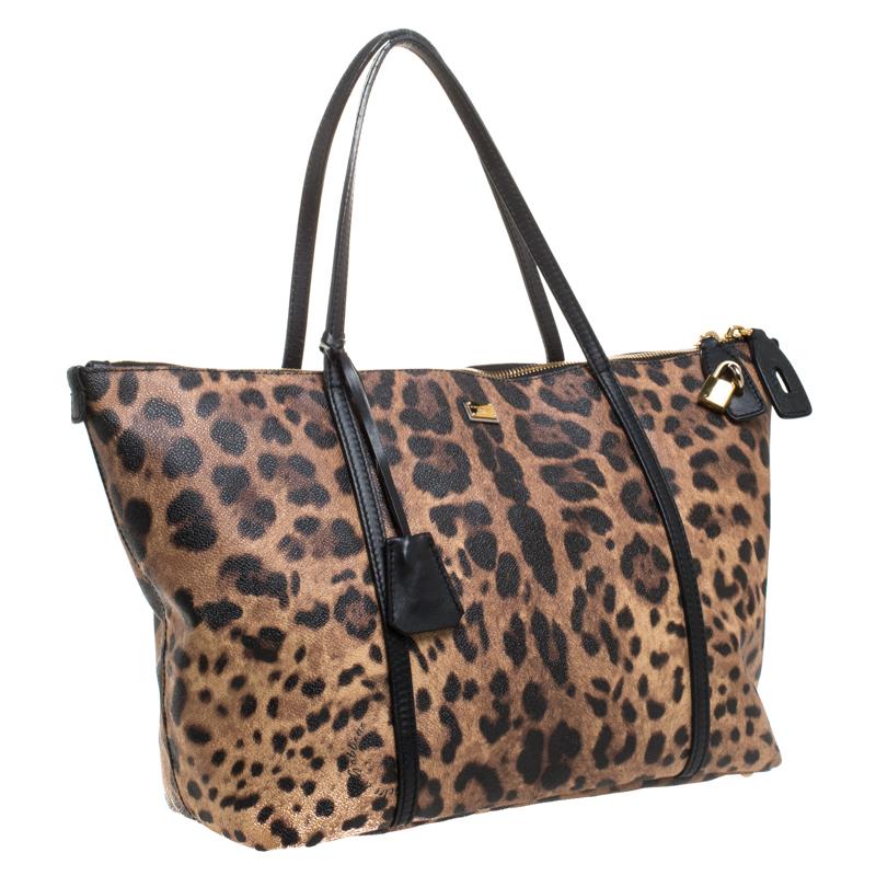 Dolce & Gabbana Leopardenmuster beschichtetes Segeltuch und Leder Miss Escape Tote im Zustand „Gut“ in Dubai, Al Qouz 2