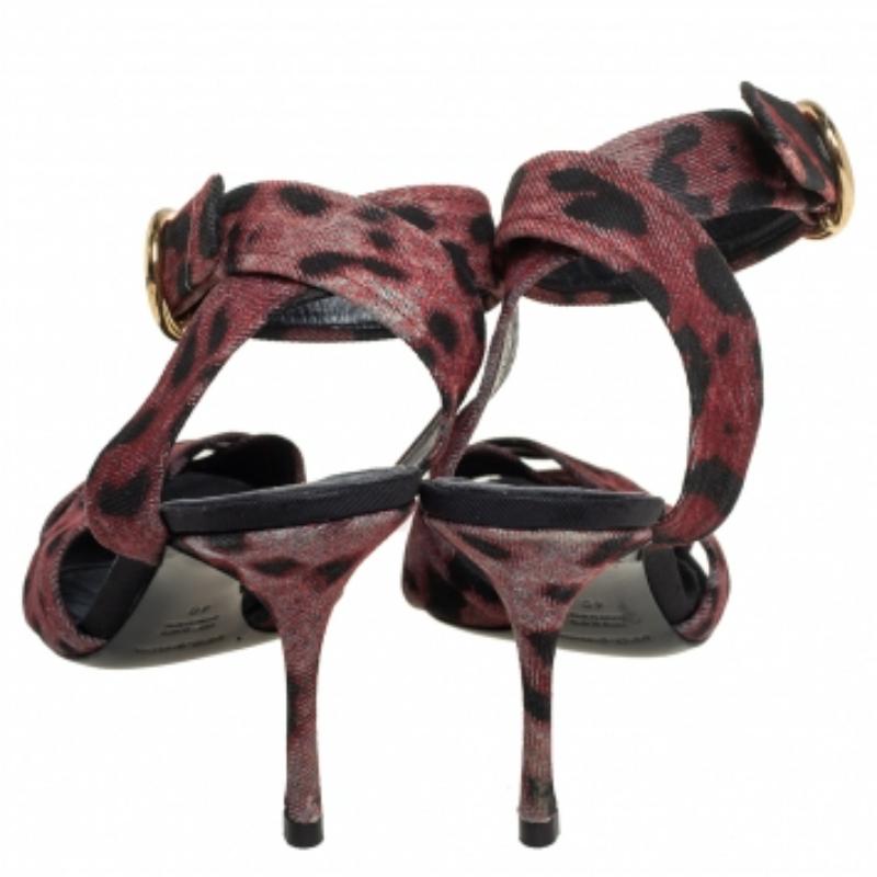 Dolce & Gabbana Leopard Print Fabric Cross Detail Ankle Strap Sandals Size 40 For Sale 1