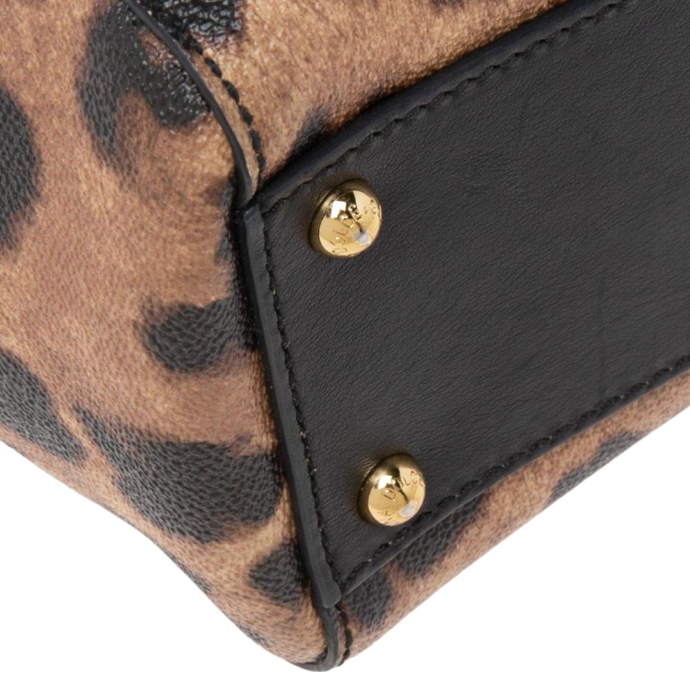 Dolce & Gabbana Leopard Print Leather Medium Miss Sicily Top Handle Bag In Good Condition In Dubai, Al Qouz 2
