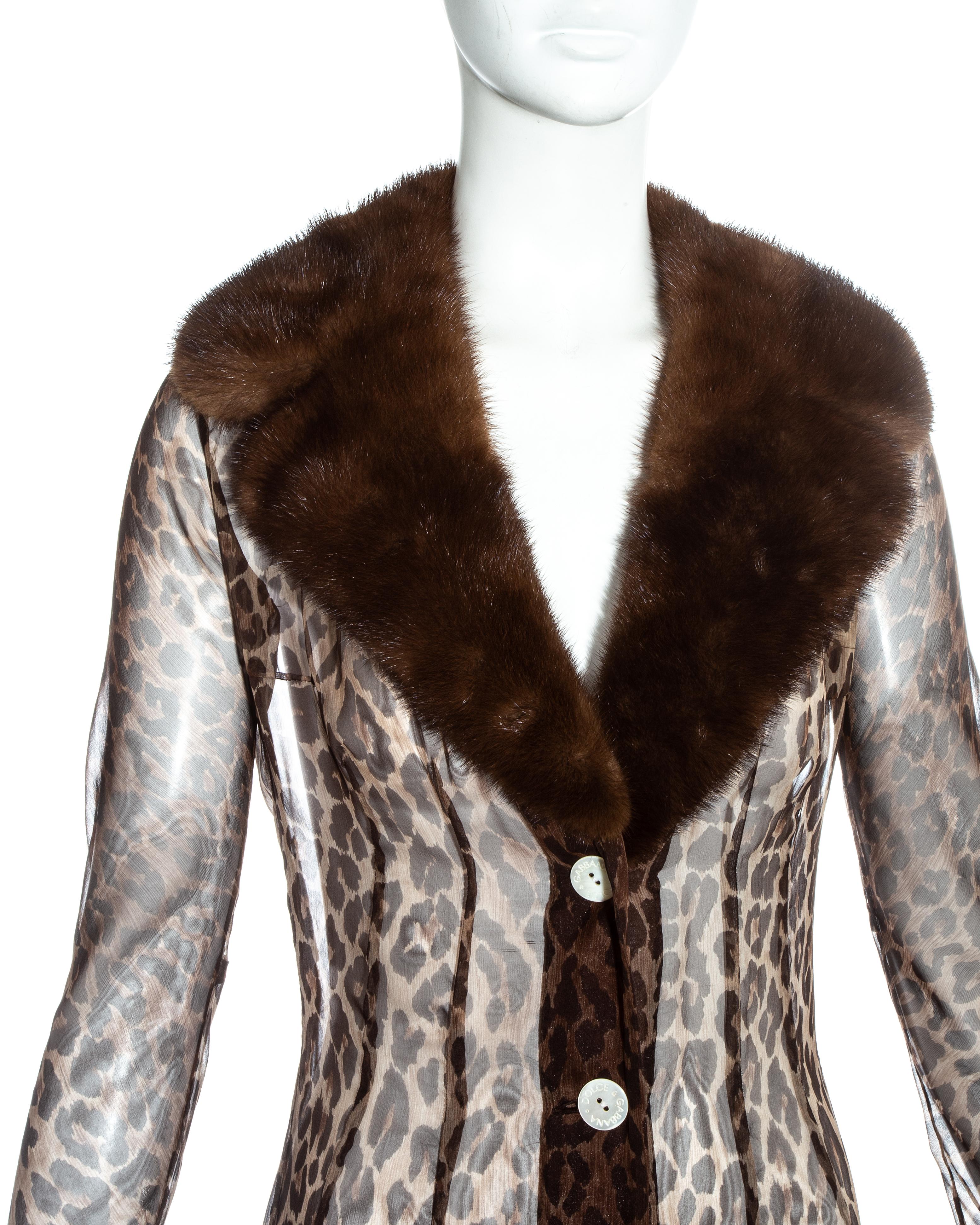 Dolce & Gabbana leopard print silk chiffon coat with mink fur collar, ss 1997 In Good Condition For Sale In London, London