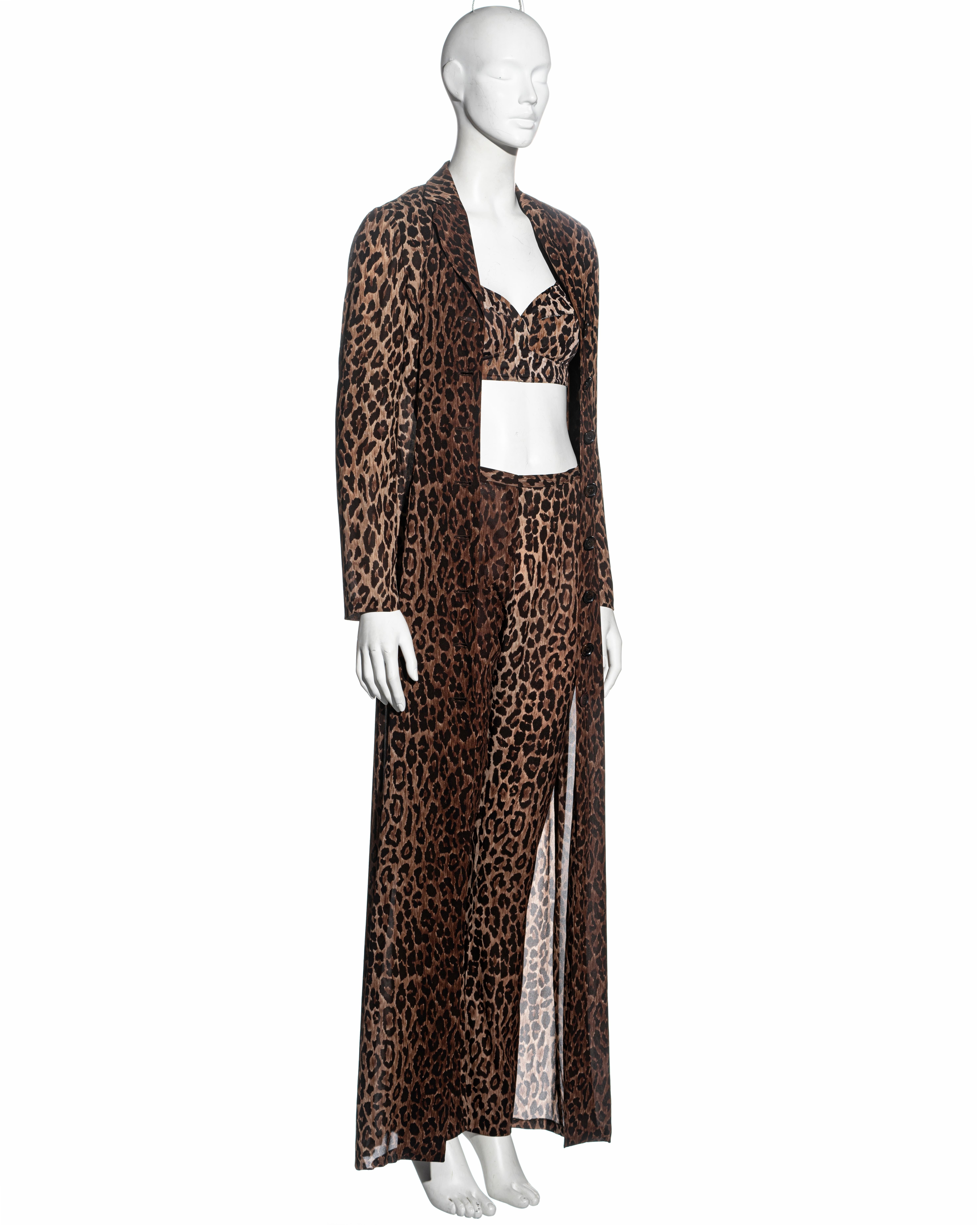 Women's Dolce & Gabbana leopard print silk coat, pants and bra ensemble, ss 1997 For Sale