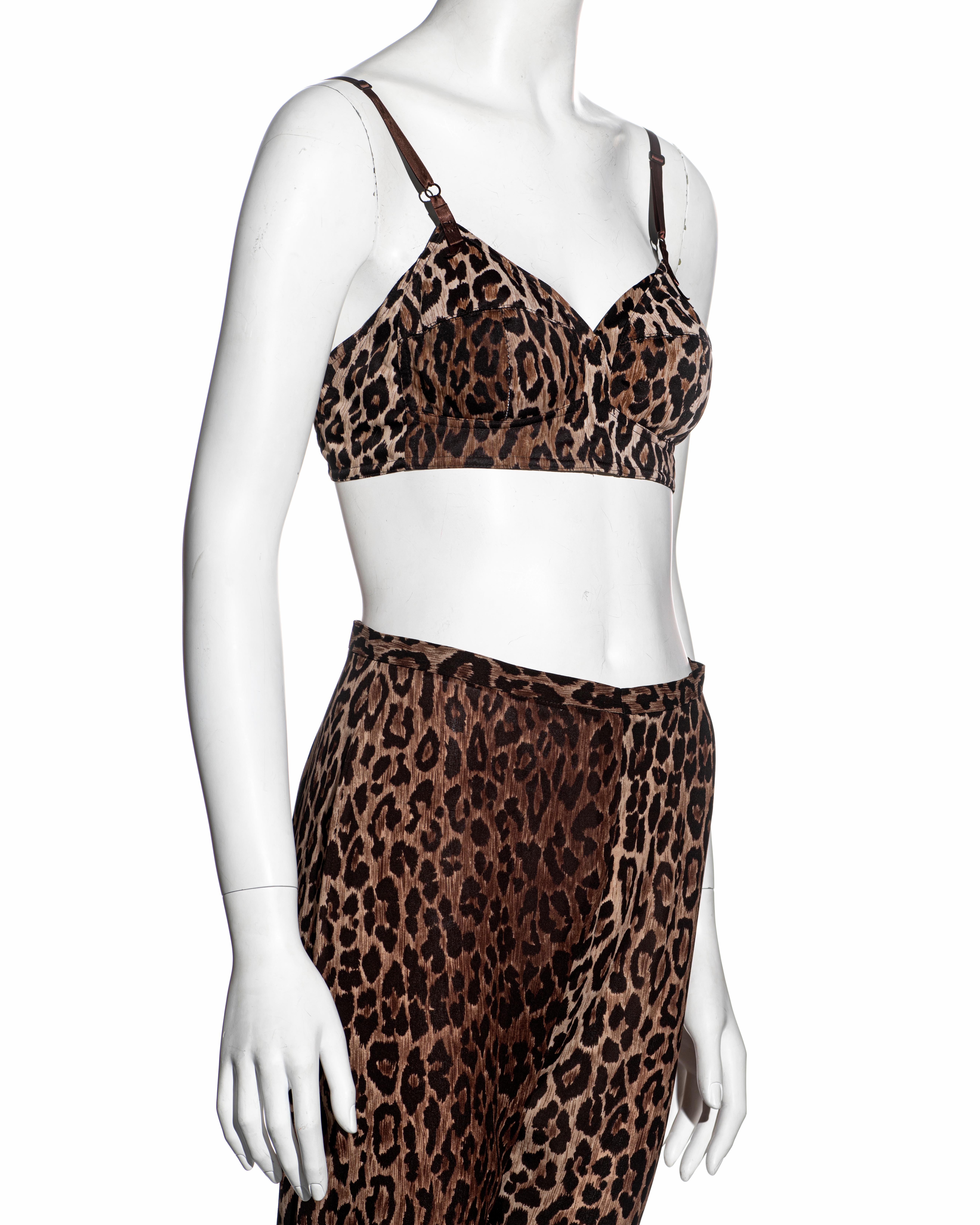 Dolce & Gabbana leopard print silk coat, pants and bra ensemble, ss 1997 For Sale 1