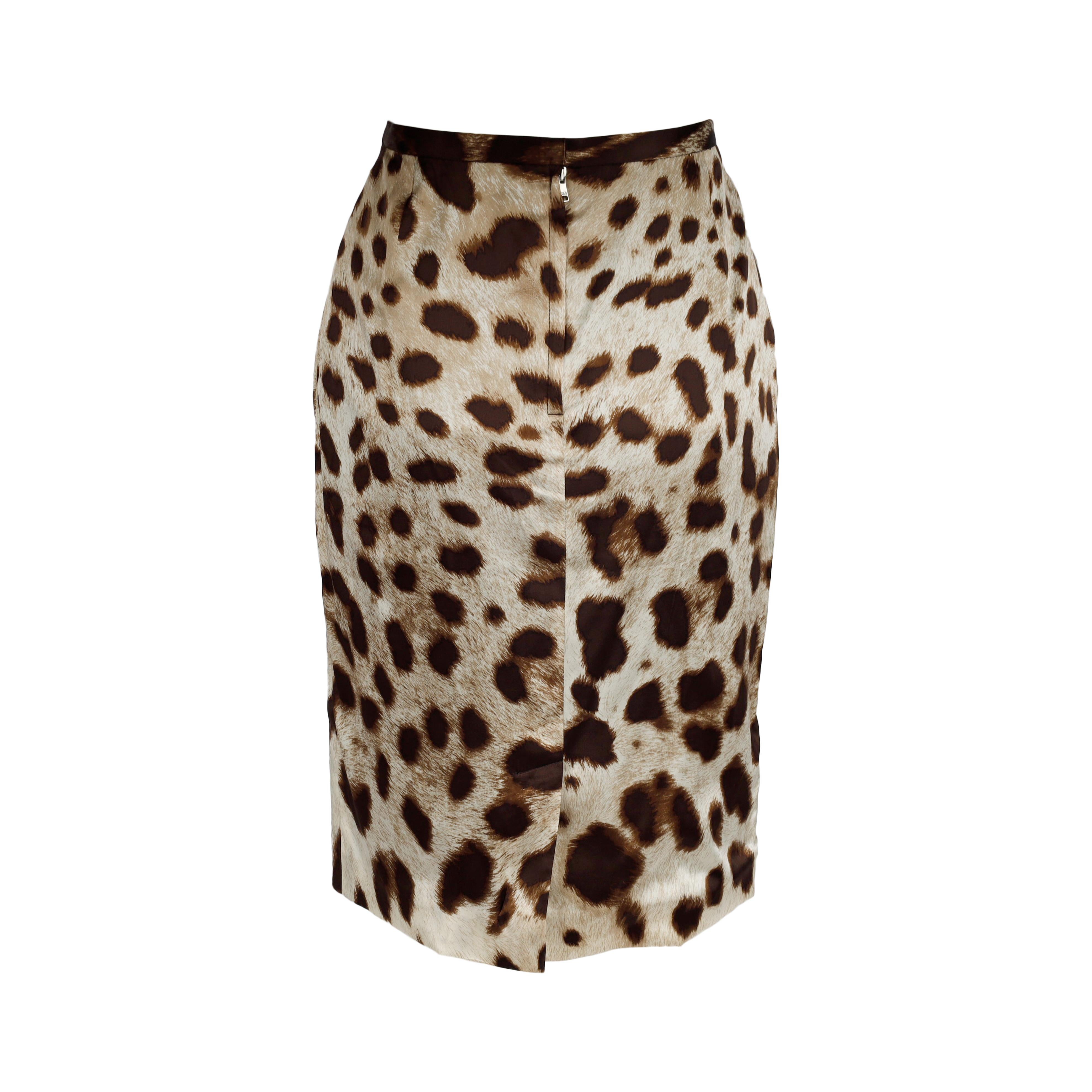 Women's Dolce & Gabbana Leopard Print Skirt  For Sale