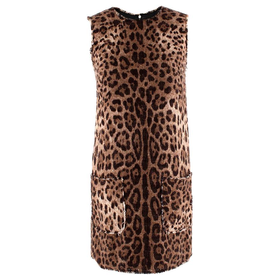 Dolce & Gabbana Leopard Print Sleeveless Shift Dress - Size US 0 For Sale