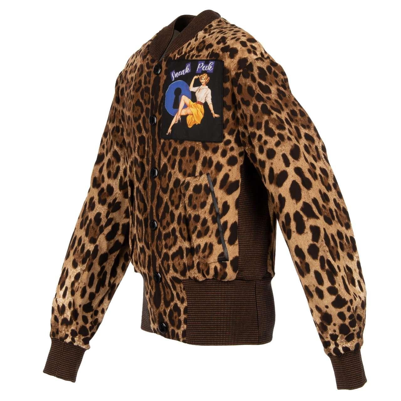 Dolce & Gabbana Leopard Printed Bomber Jacket with SNEAK PEEK Patch Brown 48 In Excellent Condition For Sale In Erkrath, DE