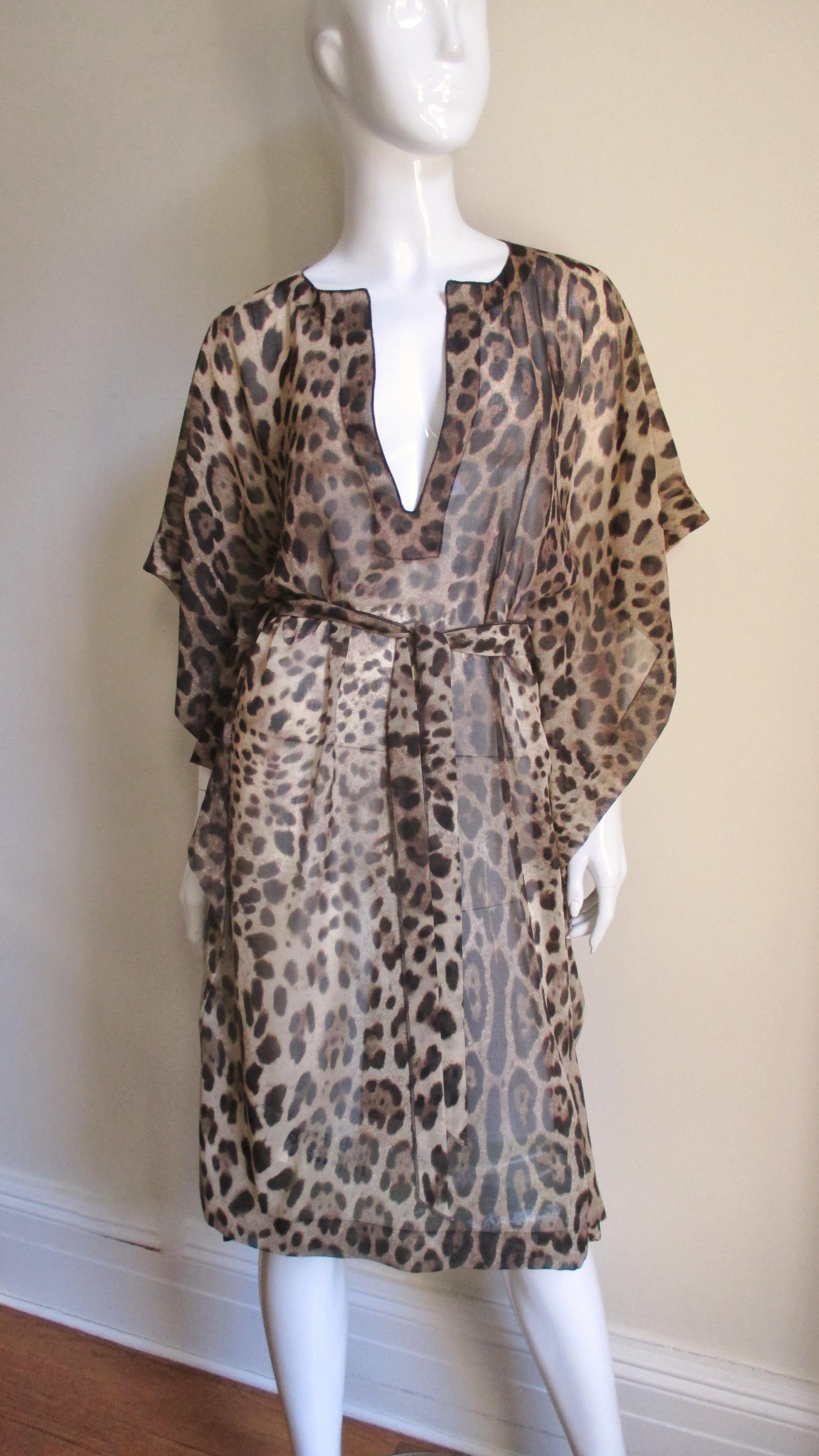 Dolce & Gabbana Leopard Print Silk Caftan Dress In Good Condition In Water Mill, NY