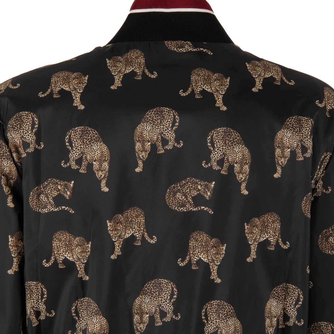 Men's Dolce & Gabbana Leopards Printed Bomber Jacket with Pockets Black Brown 54 For Sale