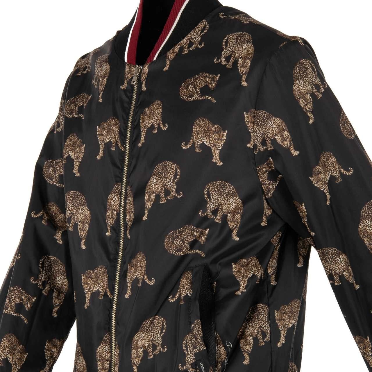 Dolce & Gabbana Leopards Printed Bomber Jacket with Pockets Black Brown 54 For Sale 1