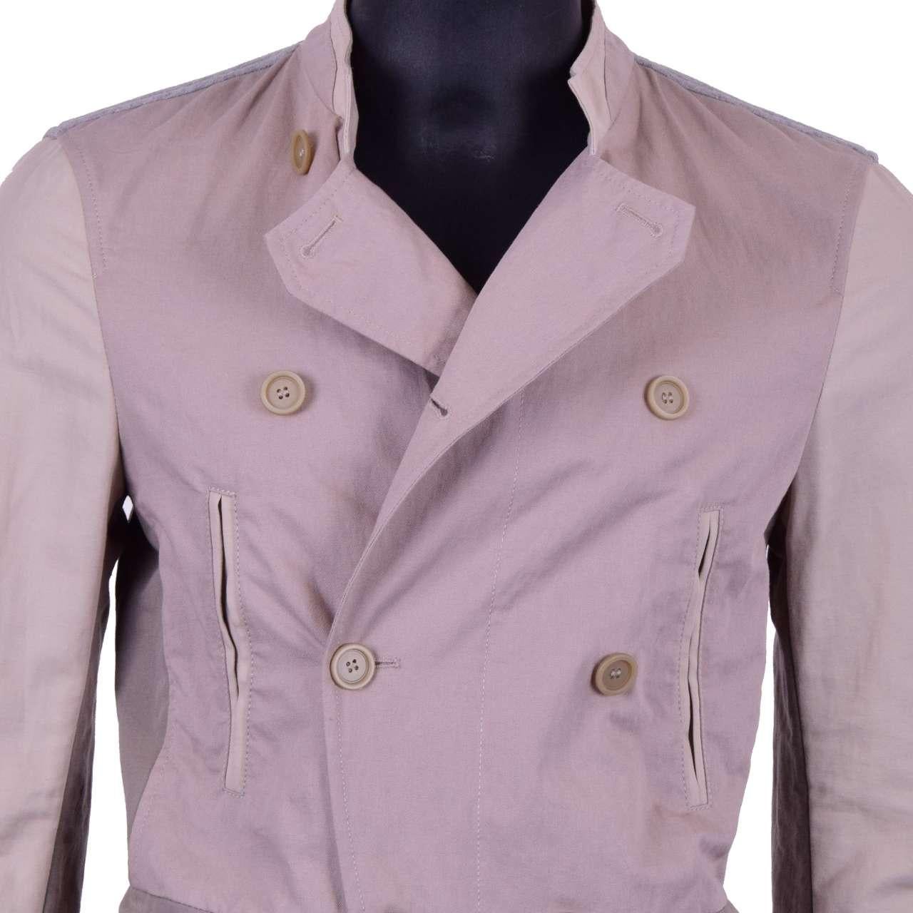 - Light Military Style Double-Breasted Jacket with Pockets by DOLCE & GABBANA - New with tag - MADE IN ITALY - Former RRP: EUR 950 - Model: G9O66T-G9N62-S9000 - Material: 90% Cotton, 10% Linen - Color: Beige / Gray - Double Breasted - Slim Fit - No