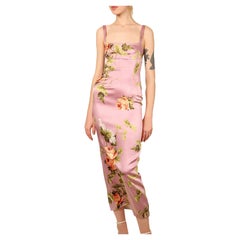 Dolce & Gabbana Fliederfarbenes, geblümtes, ärmelloses Seidenmantelkleid in Midilänge, Maxikleid IT40