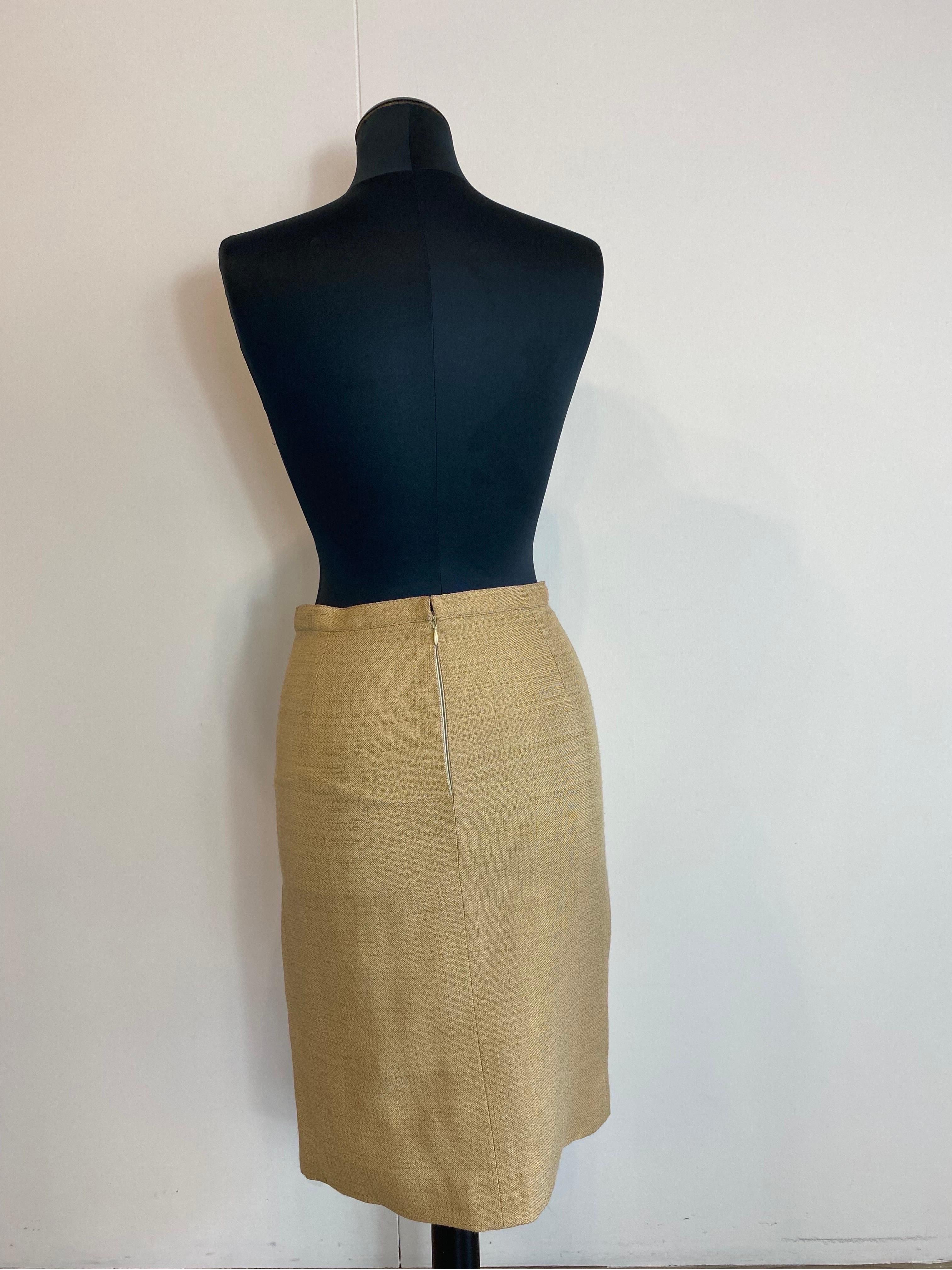 Women's or Men's Dolce & Gabbana linen animalier skirt For Sale